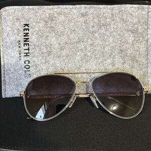 Men’s Kenneth Cole Reaction Gradient Smoke Pilot Sunglasses